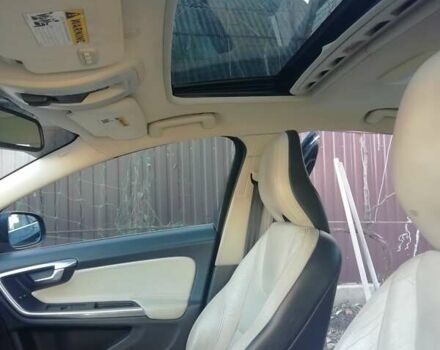 Чорний Вольво С60, об'ємом двигуна 2.5 л та пробігом 240 тис. км за 9800 $, фото 17 на Automoto.ua