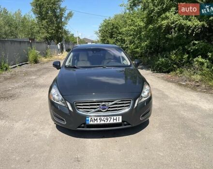Черный Вольво С60, объемом двигателя 2.5 л и пробегом 336 тыс. км за 8500 $, фото 5 на Automoto.ua