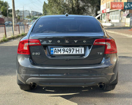 Черный Вольво С60, объемом двигателя 2.5 л и пробегом 338 тыс. км за 7700 $, фото 3 на Automoto.ua