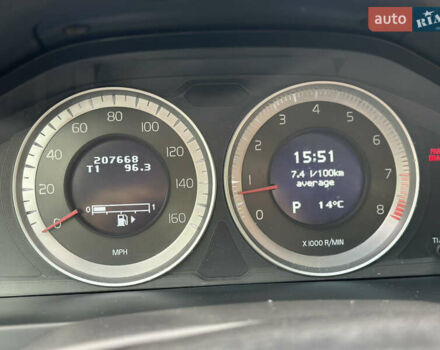 Вольво С60 2011 в Киеве на Automoto.ua Черный Вольво С60, объемом двигателя 2.5 л и пробегом 337 тыс. км за 8300 $, фото 17 на Automoto.ua