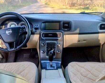 Чорний Вольво С60, об'ємом двигуна 2.5 л та пробігом 337 тис. км за 9400 $, фото 6 на Automoto.ua