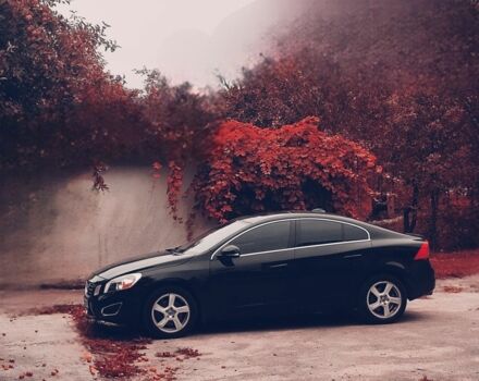 Черный Вольво С60, объемом двигателя 2.5 л и пробегом 215 тыс. км за 8900 $, фото 21 на Automoto.ua