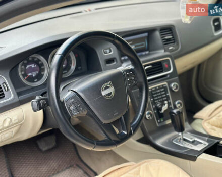 Вольво С60 2011 в Киеве на Automoto.ua Черный Вольво С60, объемом двигателя 2.5 л и пробегом 337 тыс. км за 8300 $, фото 7 на Automoto.ua