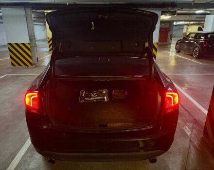 Черный Вольво С60, объемом двигателя 2.5 л и пробегом 168 тыс. км за 8619 $, фото 5 на Automoto.ua