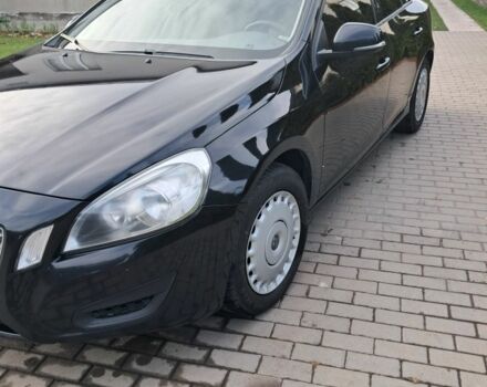 Черный Вольво С60, объемом двигателя 1.6 л и пробегом 300 тыс. км за 8500 $, фото 3 на Automoto.ua
