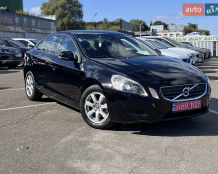 Черный Вольво С60, объемом двигателя 1.6 л и пробегом 200 тыс. км за 12500 $, фото 9 на Automoto.ua