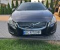 Черный Вольво С60, объемом двигателя 1.56 л и пробегом 300 тыс. км за 9400 $, фото 1 на Automoto.ua