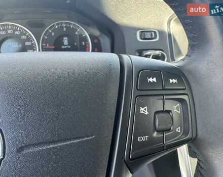 Черный Вольво С60, объемом двигателя 1.6 л и пробегом 200 тыс. км за 12500 $, фото 39 на Automoto.ua