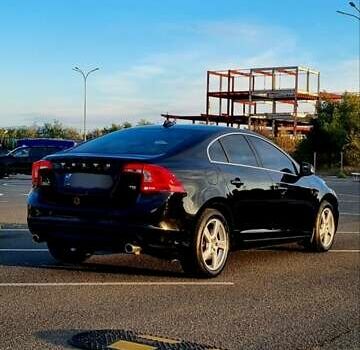 Черный Вольво С60, объемом двигателя 2.5 л и пробегом 207 тыс. км за 9999 $, фото 34 на Automoto.ua