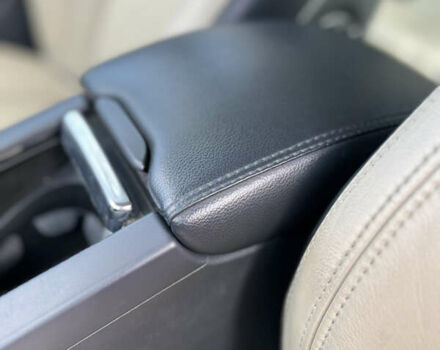 Черный Вольво С60, объемом двигателя 2.5 л и пробегом 203 тыс. км за 9200 $, фото 8 на Automoto.ua