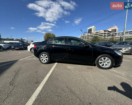 Черный Вольво С60, объемом двигателя 1.6 л и пробегом 200 тыс. км за 12500 $, фото 45 на Automoto.ua