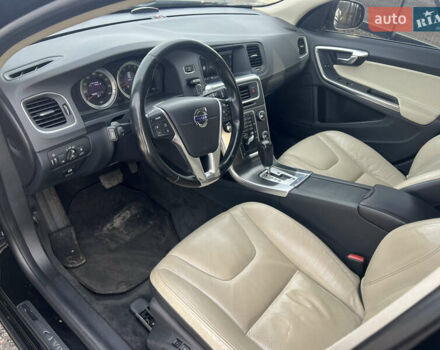 Чорний Вольво С60, об'ємом двигуна 2.52 л та пробігом 248 тис. км за 9300 $, фото 11 на Automoto.ua