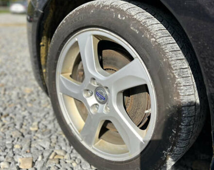 Черный Вольво С60, объемом двигателя 2.5 л и пробегом 203 тыс. км за 9200 $, фото 18 на Automoto.ua