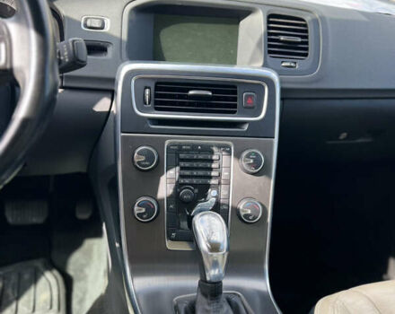 Черный Вольво С60, объемом двигателя 2.5 л и пробегом 203 тыс. км за 9200 $, фото 15 на Automoto.ua