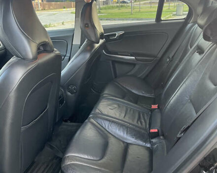 Вольво С60 2012 у Києві на Automoto.ua Чорний Вольво С60, об'ємом двигуна 2.95 л та пробігом 220 тис. км за 10500 $, фото 9 на Automoto.ua