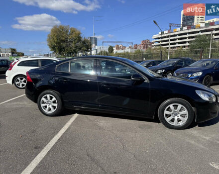 Черный Вольво С60, объемом двигателя 1.6 л и пробегом 200 тыс. км за 12500 $, фото 2 на Automoto.ua