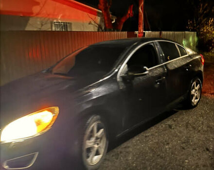 Чорний Вольво С60, об'ємом двигуна 2.52 л та пробігом 195 тис. км за 9800 $, фото 2 на Automoto.ua