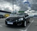 Черный Вольво С60, объемом двигателя 2.5 л и пробегом 240 тыс. км за 10500 $, фото 1 на Automoto.ua