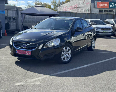 Черный Вольво С60, объемом двигателя 1.6 л и пробегом 200 тыс. км за 12500 $, фото 10 на Automoto.ua