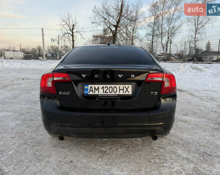 Черный Вольво С60, объемом двигателя 1.6 л и пробегом 171 тыс. км за 10500 $, фото 18 на Automoto.ua