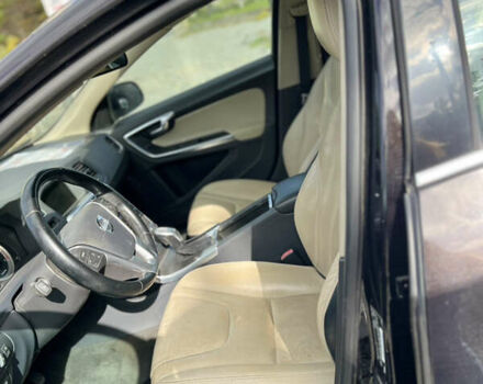 Черный Вольво С60, объемом двигателя 2.5 л и пробегом 203 тыс. км за 9200 $, фото 6 на Automoto.ua