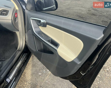 Чорний Вольво С60, об'ємом двигуна 2.52 л та пробігом 248 тис. км за 9300 $, фото 21 на Automoto.ua