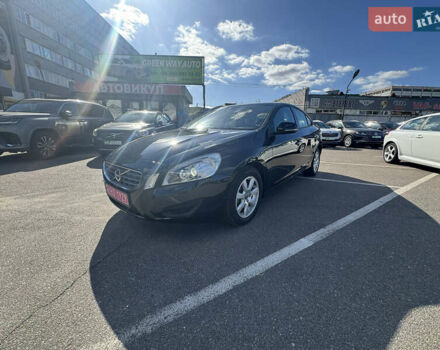 Черный Вольво С60, объемом двигателя 1.6 л и пробегом 200 тыс. км за 12500 $, фото 46 на Automoto.ua