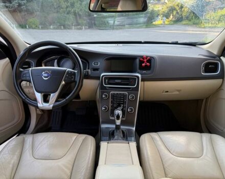 Чорний Вольво С60, об'ємом двигуна 2.5 л та пробігом 3 тис. км за 11000 $, фото 16 на Automoto.ua