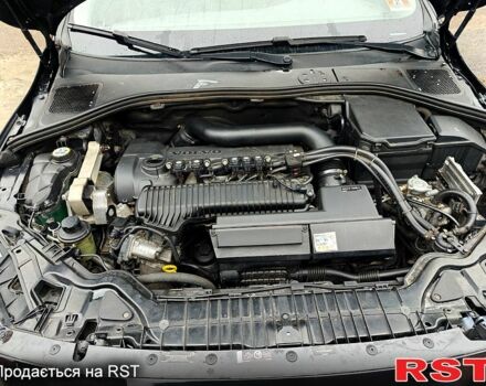 Черный Вольво С60, объемом двигателя 2.5 л и пробегом 0 тыс. км за 15500 $, фото 9 на Automoto.ua