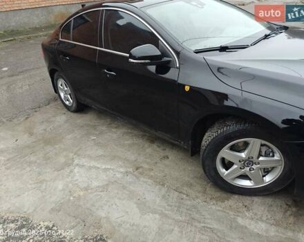 Черный Вольво С60, объемом двигателя 2.5 л и пробегом 100 тыс. км за 15500 $, фото 41 на Automoto.ua