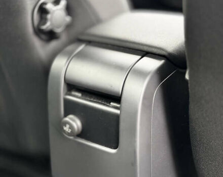 Черный Вольво С60, объемом двигателя 2.5 л и пробегом 138 тыс. км за 7900 $, фото 62 на Automoto.ua