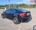 Черный Вольво С60, объемом двигателя 2 л и пробегом 168 тыс. км за 12500 $, фото 2 на Automoto.ua