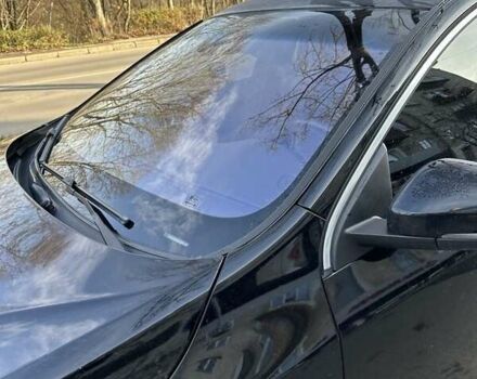 Черный Вольво С60, объемом двигателя 2.5 л и пробегом 304 тыс. км за 9400 $, фото 1 на Automoto.ua