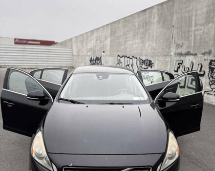 Черный Вольво С60, объемом двигателя 2.5 л и пробегом 138 тыс. км за 7900 $, фото 29 на Automoto.ua