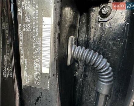 Черный Вольво С60, объемом двигателя 2.5 л и пробегом 304 тыс. км за 9400 $, фото 11 на Automoto.ua