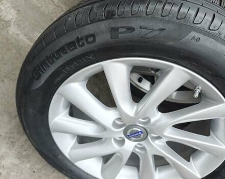 Черный Вольво С60, объемом двигателя 2.5 л и пробегом 100 тыс. км за 15500 $, фото 20 на Automoto.ua