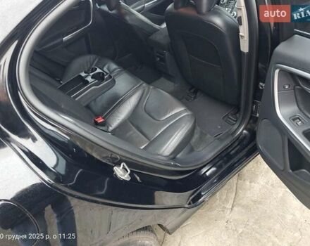 Черный Вольво С60, объемом двигателя 2.5 л и пробегом 100 тыс. км за 15500 $, фото 1 на Automoto.ua