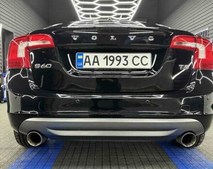 Черный Вольво С60, объемом двигателя 2.52 л и пробегом 152 тыс. км за 12200 $, фото 5 на Automoto.ua