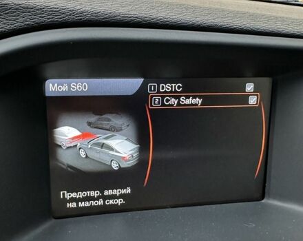 Черный Вольво С60, объемом двигателя 2.5 л и пробегом 304 тыс. км за 9400 $, фото 3 на Automoto.ua