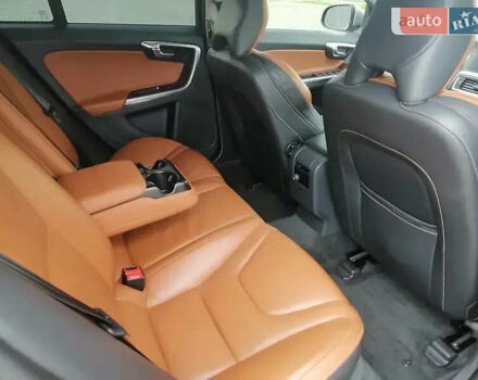 Вольво С60 2013 у Києві на Automoto.ua Чорний Вольво С60, об'ємом двигуна 2.52 л та пробігом 164 тис. км за 15300 $, фото 26 на Automoto.ua