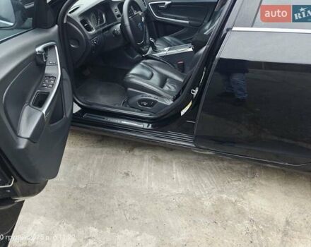 Черный Вольво С60, объемом двигателя 2.5 л и пробегом 100 тыс. км за 15500 $, фото 37 на Automoto.ua