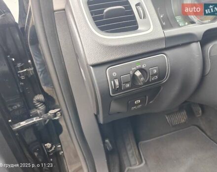 Черный Вольво С60, объемом двигателя 2.5 л и пробегом 100 тыс. км за 15500 $, фото 11 на Automoto.ua
