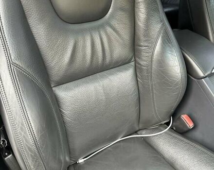 Черный Вольво С60, объемом двигателя 2.5 л и пробегом 304 тыс. км за 9400 $, фото 18 на Automoto.ua