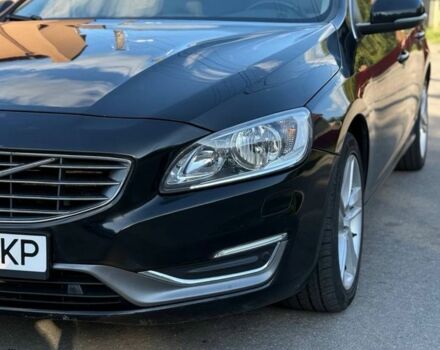 Чорний Вольво С60, об'ємом двигуна 2.5 л та пробігом 3 тис. км за 11000 $, фото 4 на Automoto.ua