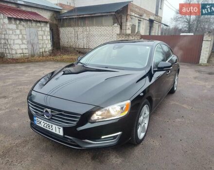 Черный Вольво С60, объемом двигателя 2.5 л и пробегом 133 тыс. км за 12100 $, фото 9 на Automoto.ua