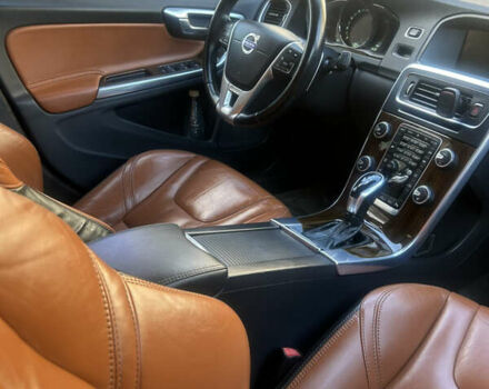 Вольво С60 2013 у Києві на Automoto.ua Чорний Вольво С60, об'ємом двигуна 2.52 л та пробігом 164 тис. км за 15300 $, фото 20 на Automoto.ua