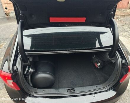 Чорний Вольво С60, об'ємом двигуна 2.5 л та пробігом 100 тис. км за 15500 $, фото 12 на Automoto.ua