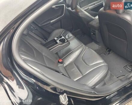 Черный Вольво С60, объемом двигателя 2.5 л и пробегом 100 тыс. км за 15500 $, фото 10 на Automoto.ua
