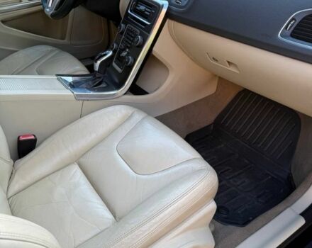 Чорний Вольво С60, об'ємом двигуна 2.5 л та пробігом 3 тис. км за 11000 $, фото 20 на Automoto.ua