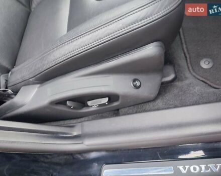 Черный Вольво С60, объемом двигателя 2.5 л и пробегом 133 тыс. км за 12100 $, фото 23 на Automoto.ua
